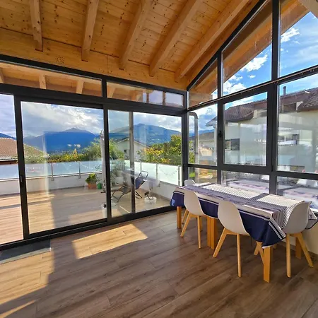 Blackbird Villa *
