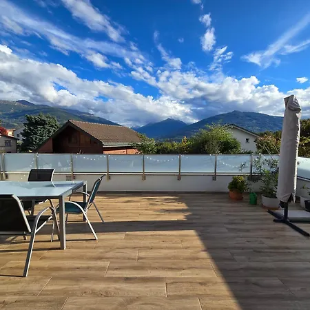 Blackbird Villa *